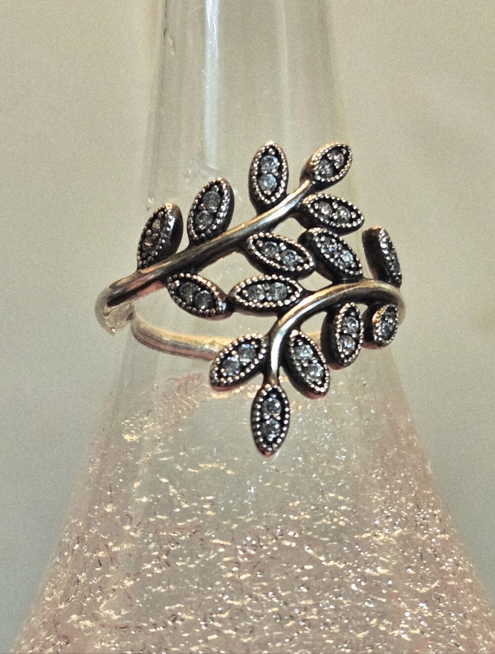 Pandora (Retired) Sparkling Leaves Ring Size 9